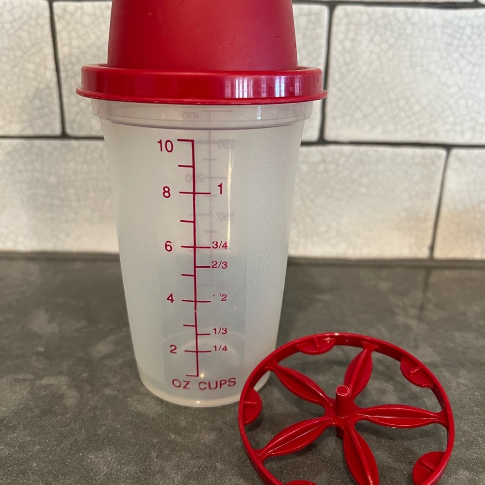 Tupperware Vintage Shaker